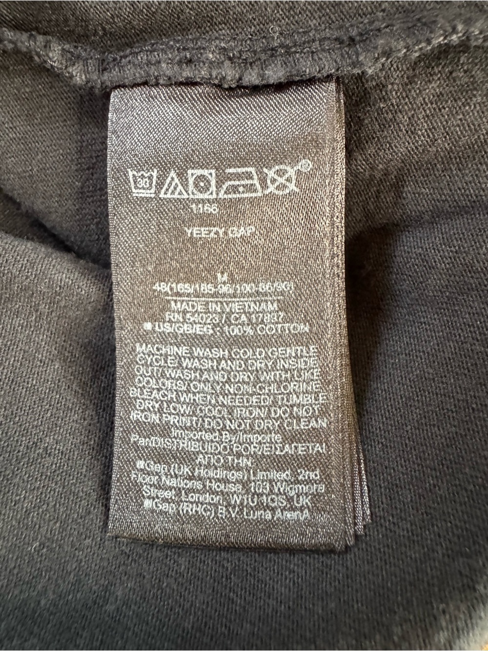 NWOT Yeezy Gap Engineered by Balenciaga Dove 3/4 Sleeve Tee Washed Black Size M - Picture 8 of 12